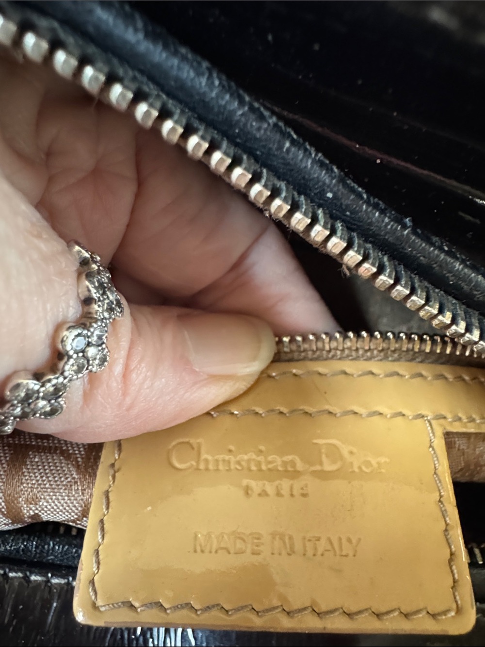 Lady Dior Patent Cannage - Picture 12 of 15